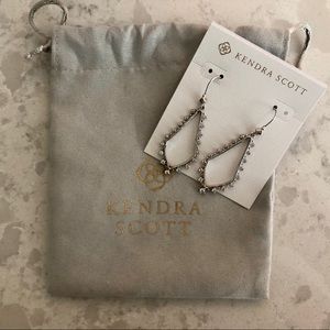 Kendra Scott Bea Drop Earrings